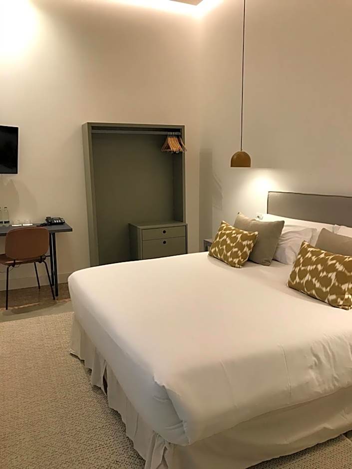 VEINTIUNO Emblematic Hotels - Adults Only