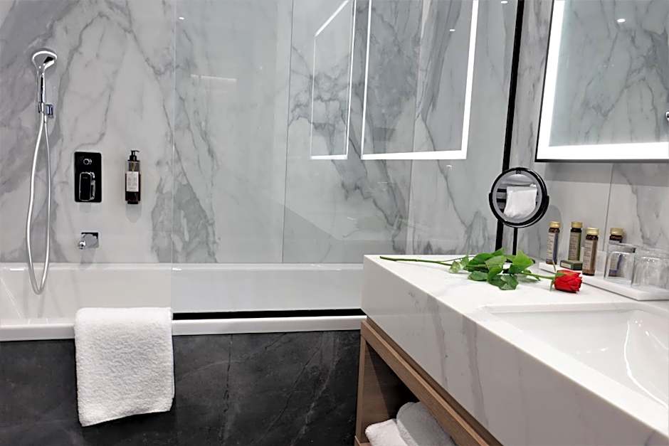 Grand Plaza Hotel & Congress Center