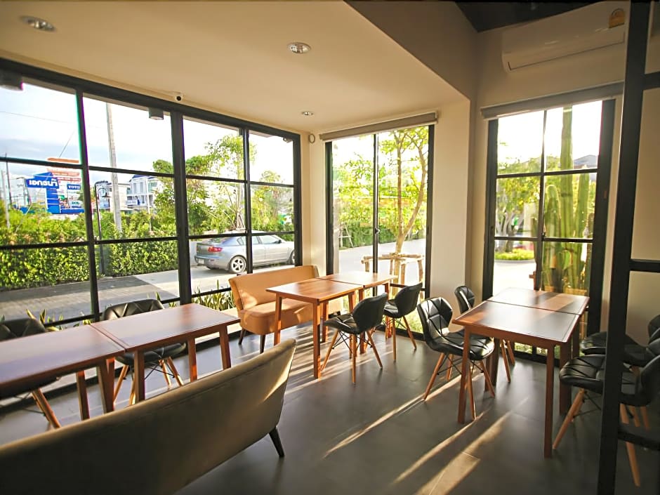 Bunprasop Garden Hotel