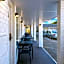 Cooks Endeavour Motor Inn - Near beach & Gold Coast Airport