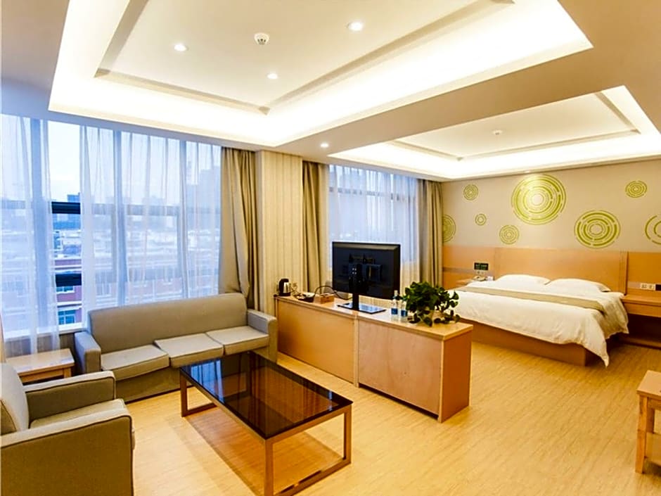 GreenTree Inn Fuyang Linquan County Economic Development Zone Xingye Road Branch