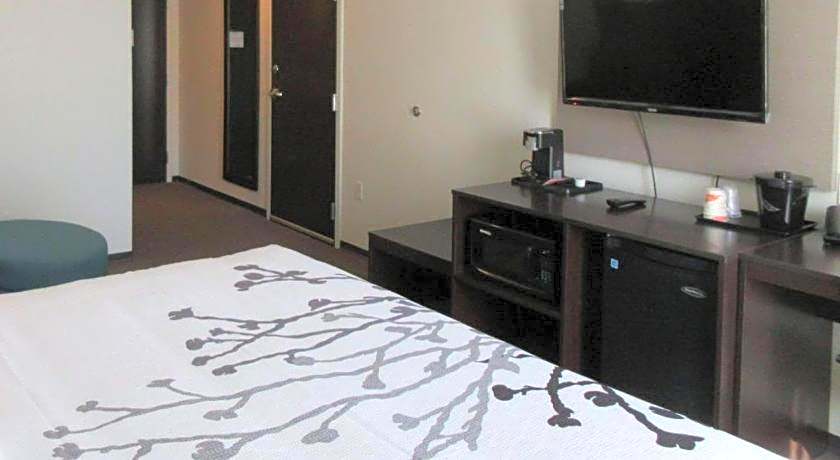 Sleep Inn & Suites Chiloquin-Crater Lake Junction