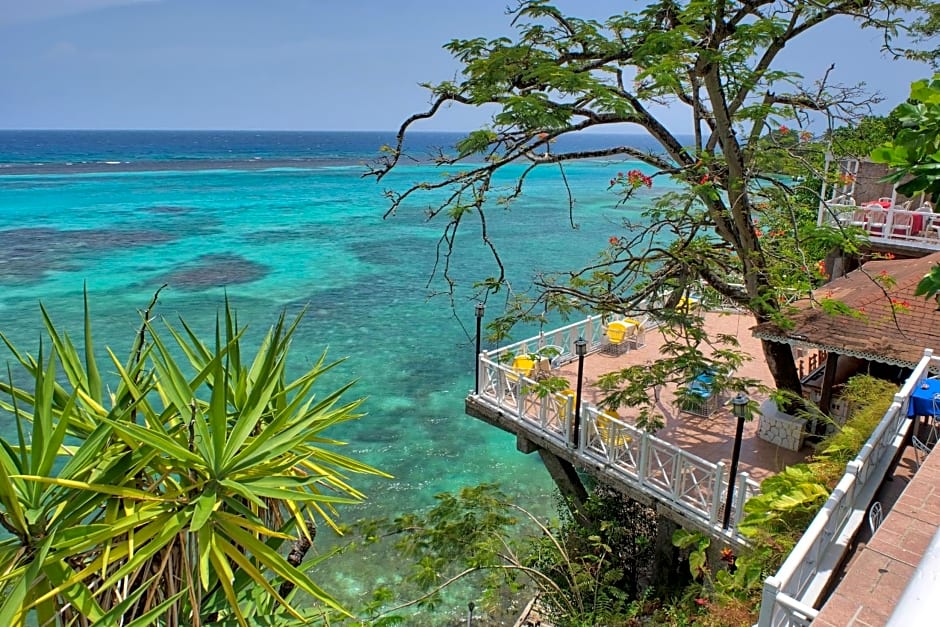 Hibiscus Lodge Hotel