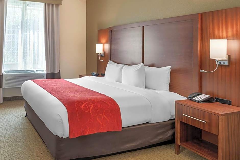 Comfort Suites Eugene