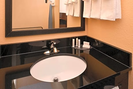 2 Queen Beds Non-Smoking