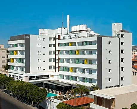 Pefkos City Hotel