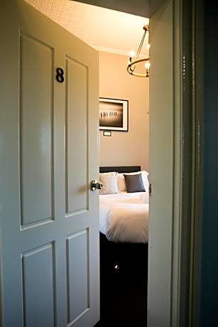 Standard Double Room with Shared Bathroom