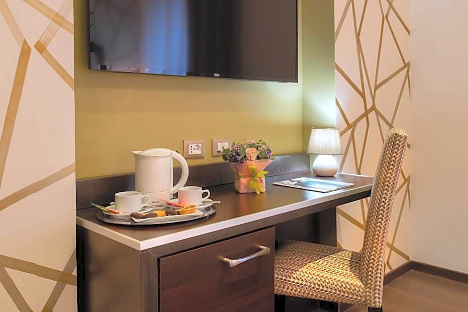 Catone District Hotel