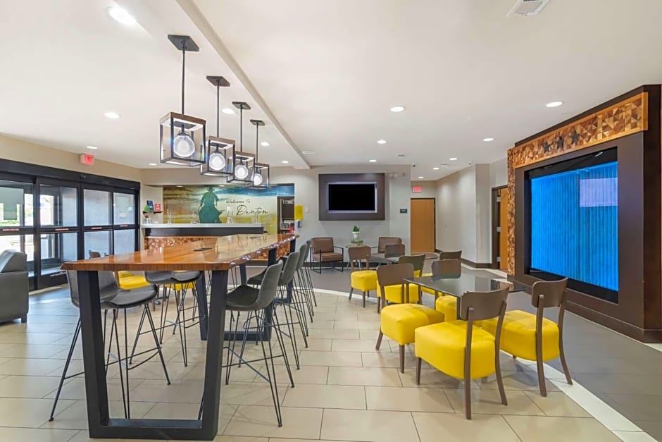 Best Western Plus Denton Inn & Suites