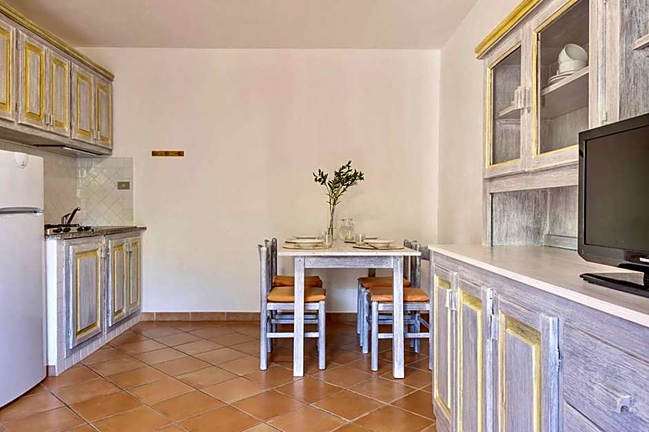 Residence a Golfo di Marinella a 450 mt dal mare