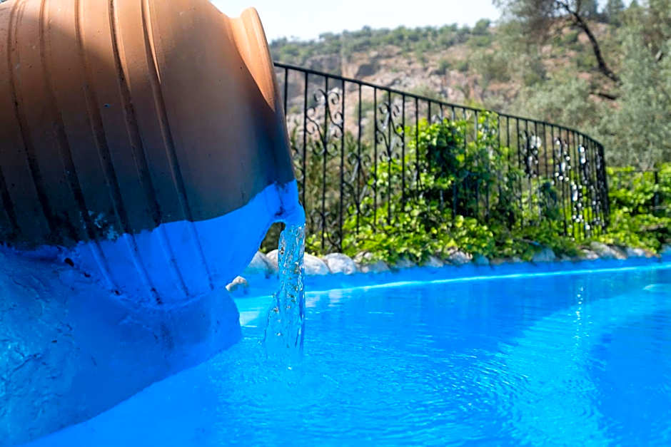 Watermill Hotel