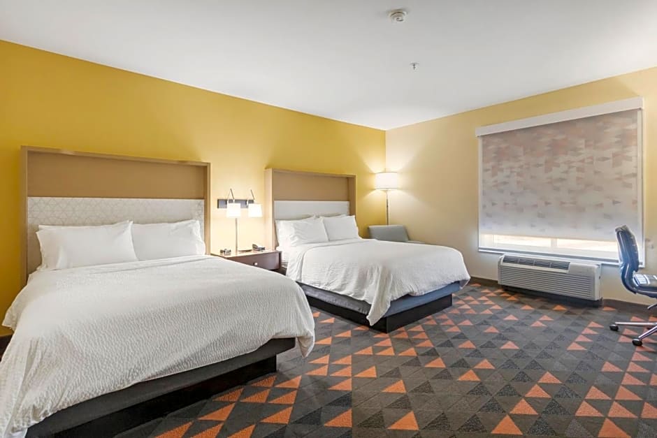 Holiday Inn Hotel & Suites Waco Northwest By IHG