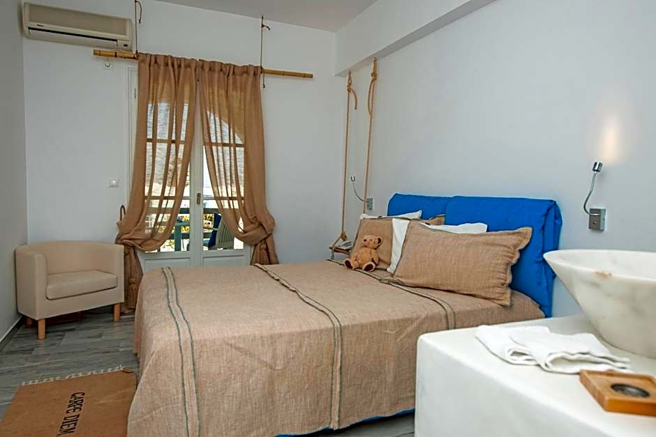 Margarita Studios Ambelas