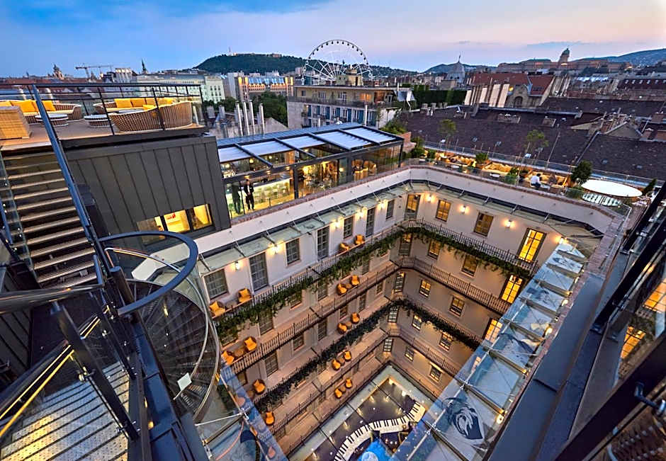 Aria Hotel Budapest by Library Hotel Collection