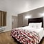 Red Roof Inn Crossville