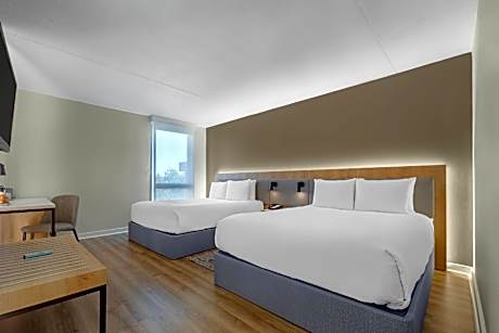 Queen Room with Two Queen Beds - Accessible/Non-Smoking