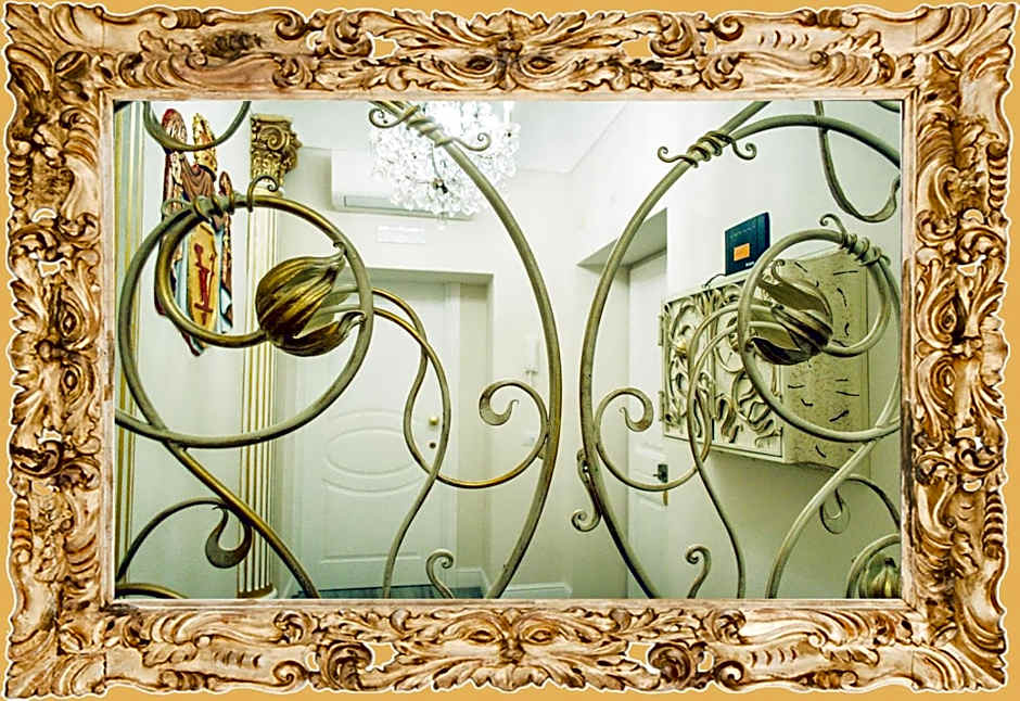 Impero Vaticano Suites Guest House