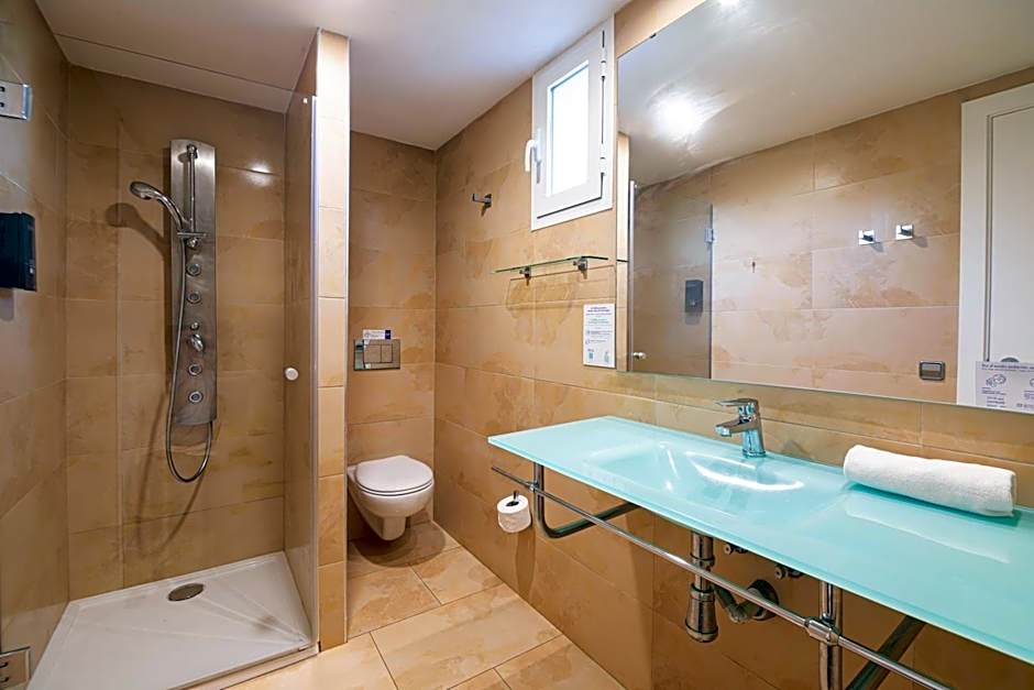 MarSenses Ferrera Blanca Hotel Family