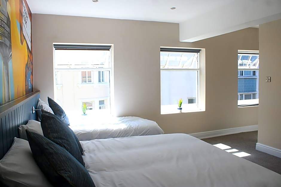 Fenwick Sunrise Hotel