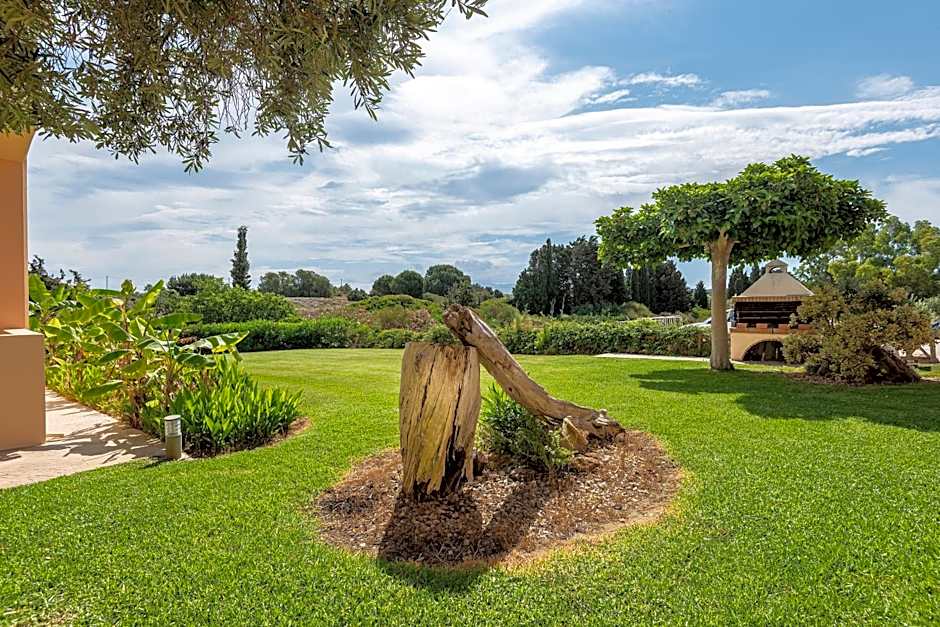 Cirillo Family Hotel-Christinas Studios