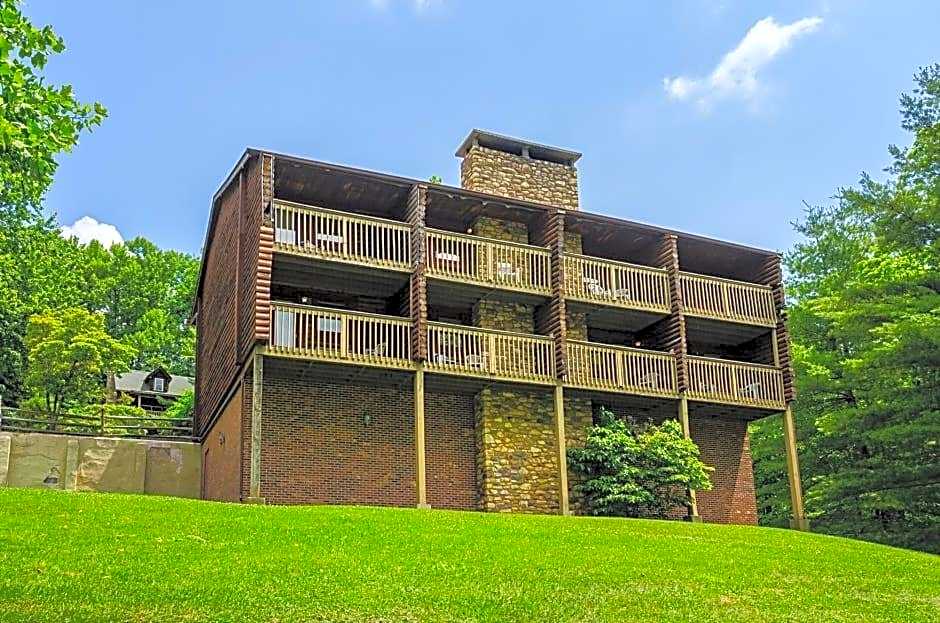 Highland Hills Motel & Cabins