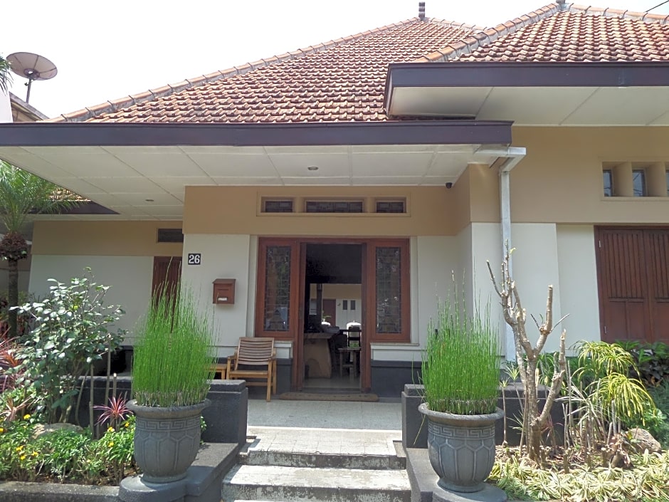 Merbabu Guest House