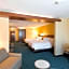 Fairfield Inn & Suites by Marriott Decorah