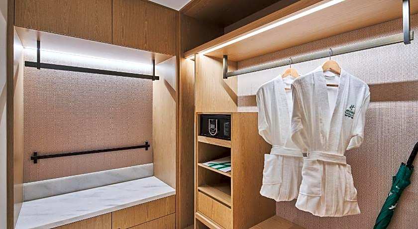 Holiday Inn Hotel And Suites Kunshan Huaqiao By IHG