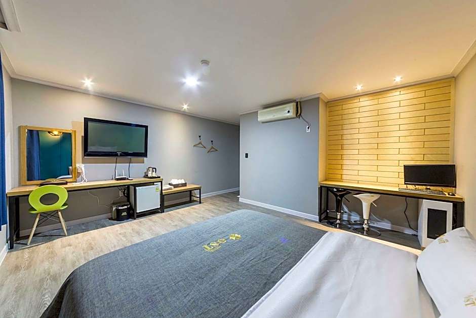 Ost Hotel