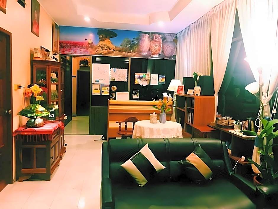 Surada Guesthouse