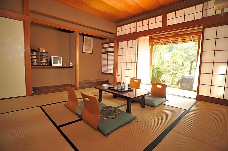RYOKAN YAMAZAKI 