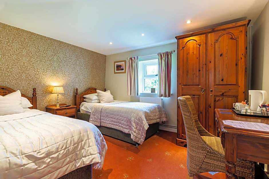 Blacksmiths Arms Inn