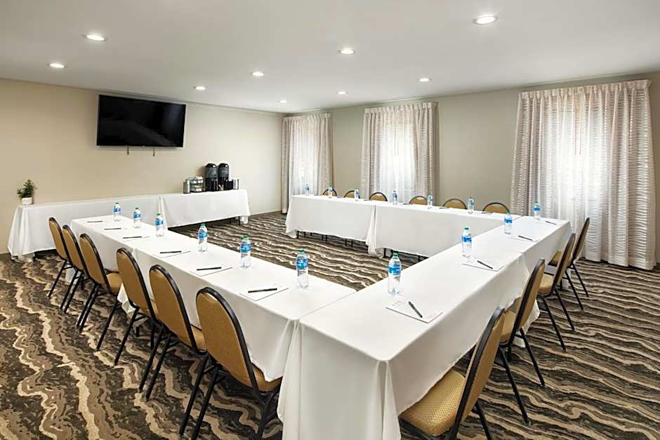 Staybridge Suites Of Durham - Chapel Hill - RTP By IHG