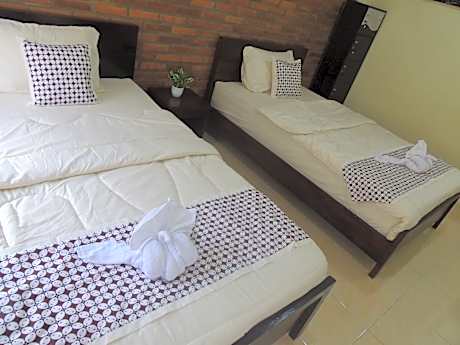 Twin superior with AC