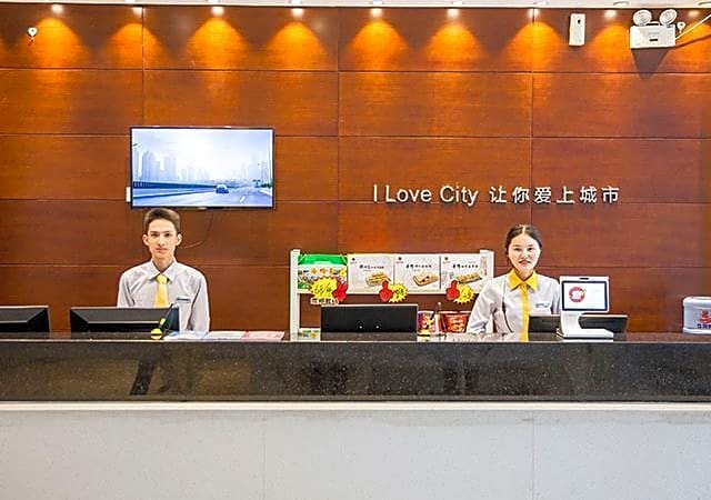 City Comfort Inn Beihai RT-Mart High Speed Railway Station