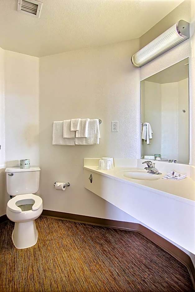 Motel 6-Albuquerque, NM - North