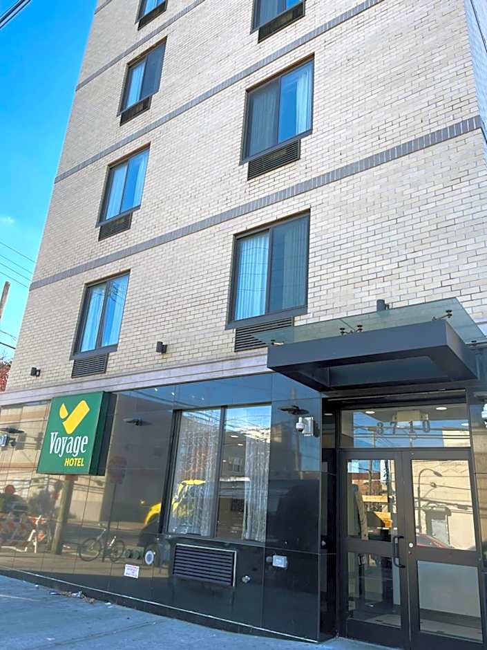Voyage Hotel