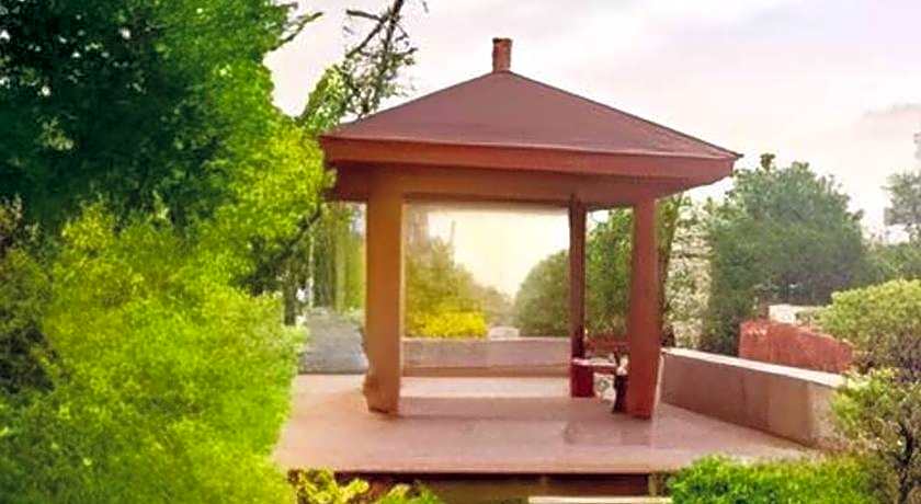 Hundred Hotel Qingdao