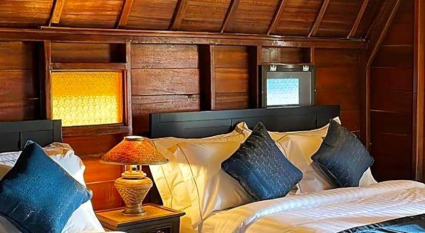 Golden Chenang Village