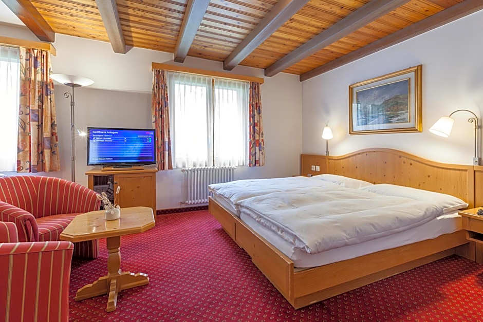 Photo 1 of 7 of Double Room