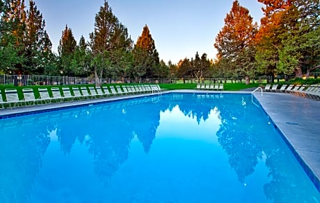 Canyon Rim at Eagle Crest