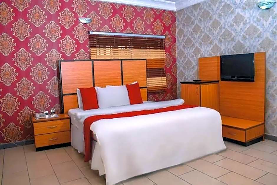 First B&R Hotel