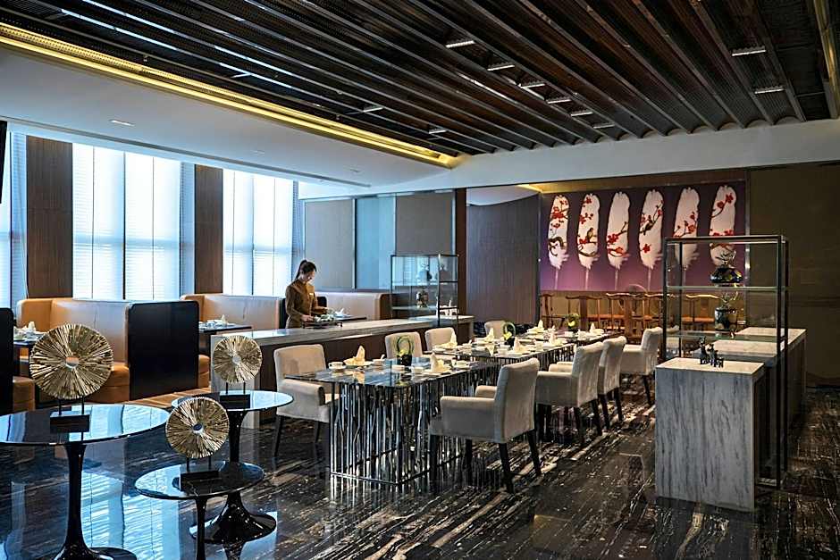 Renaissance Shenyang West Hotel