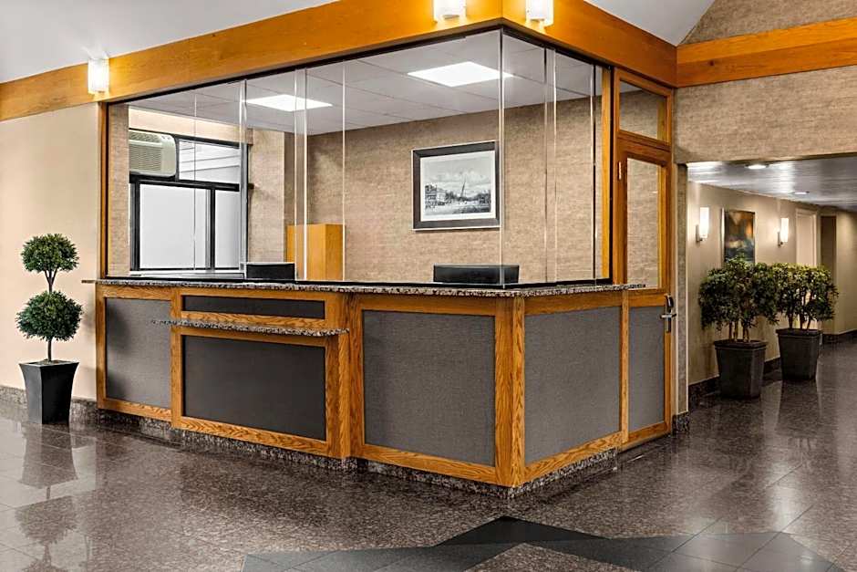 Days Inn by Wyndham Lanham Washington DC