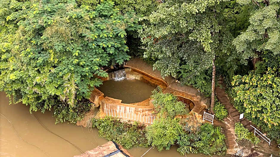 Hintok River Camp