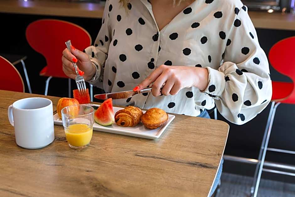 ibis Lyon Carre De Soie