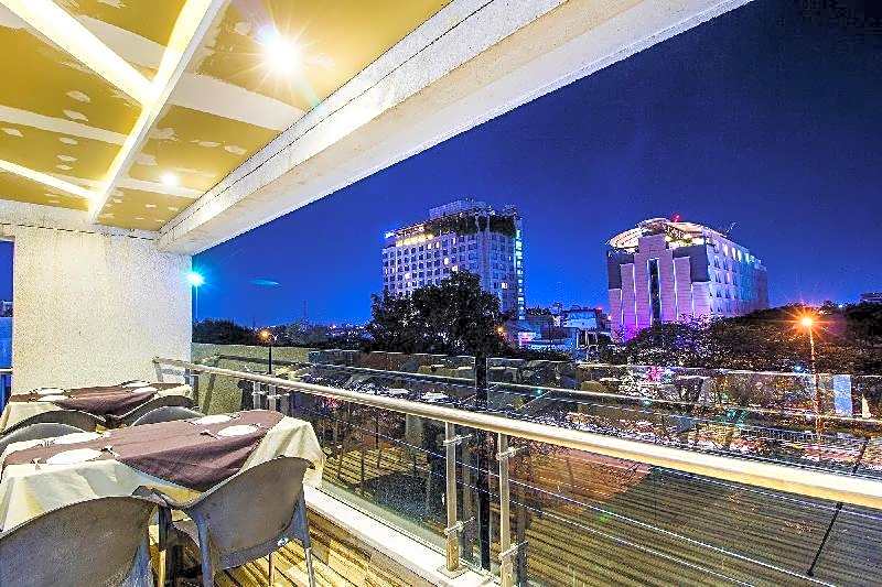 FabHotel Prime Avenue