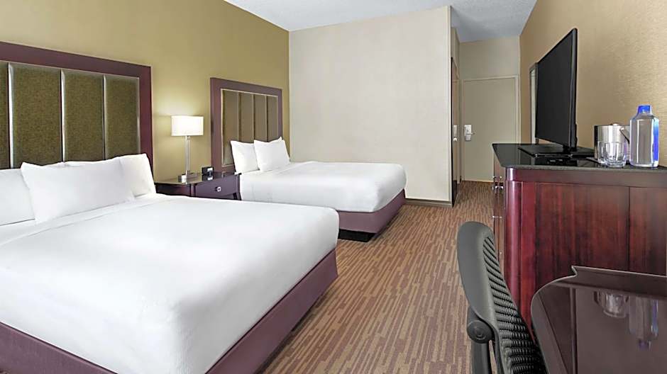 DoubleTree By Hilton Raleigh Durham Airport At Research Triangle