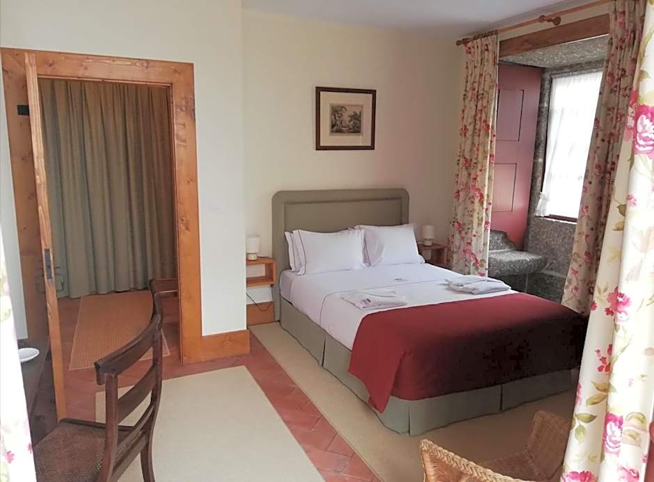 Casa da Portela de Sampriz