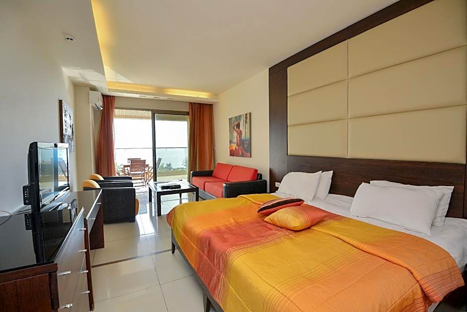 Photo 1 of 7 of Junior Suite
